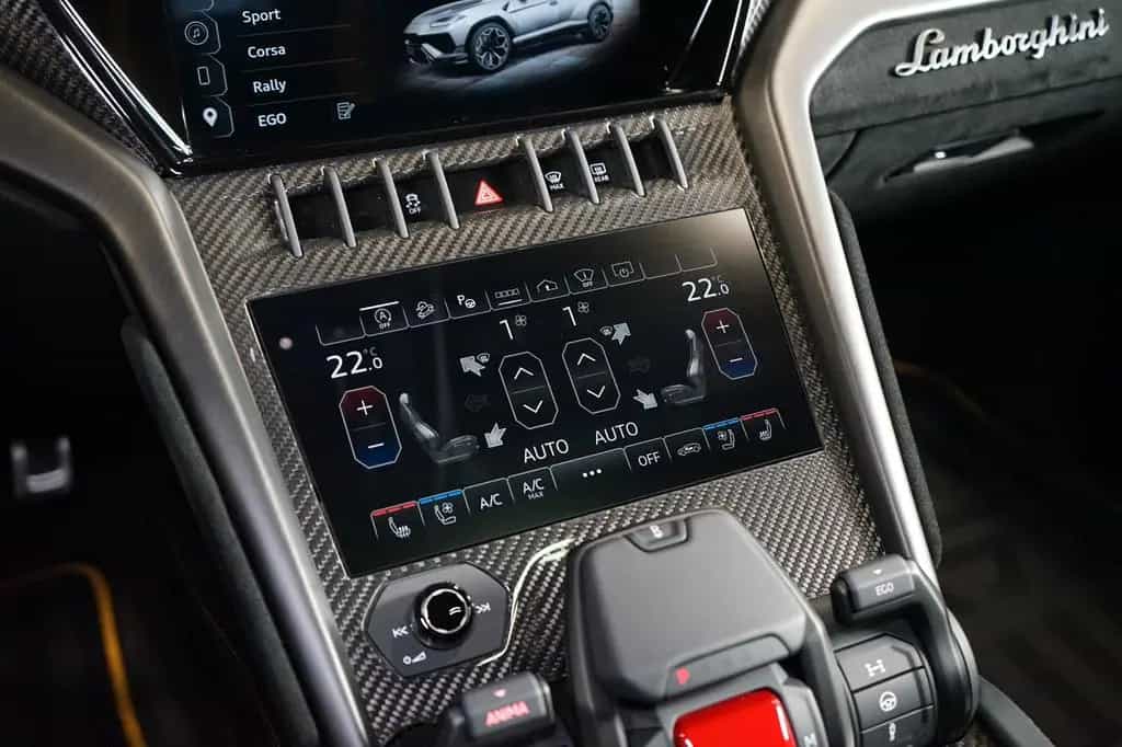 Lamborghini Urus PERFORMANTE*CARBON*ADAS*B&O-3D*CZ 05/2025-photo-35