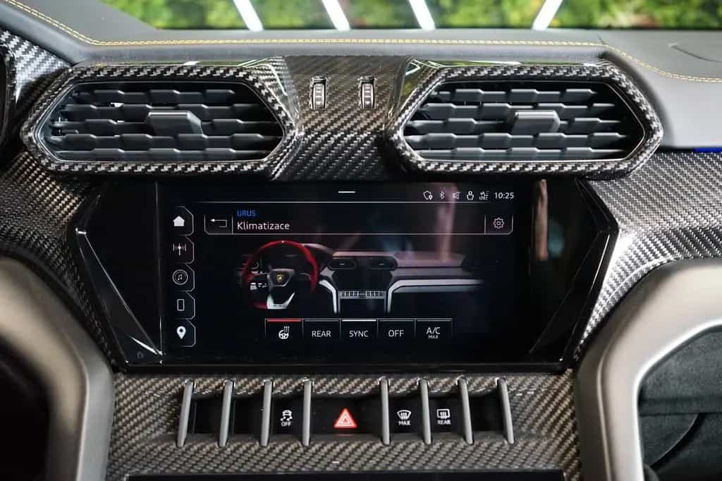 Lamborghini Urus PERFORMANTE*CARBON*ADAS*B&O-3D*CZ 05/2025-photo-43
