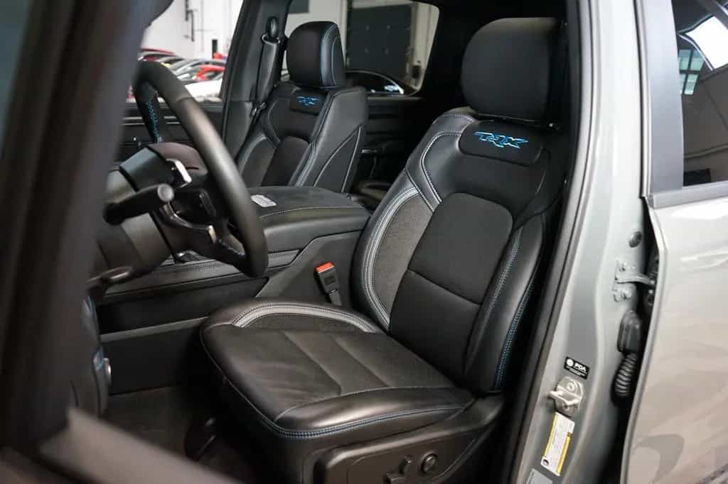 Dodge RAM 11/2023-photo-14
