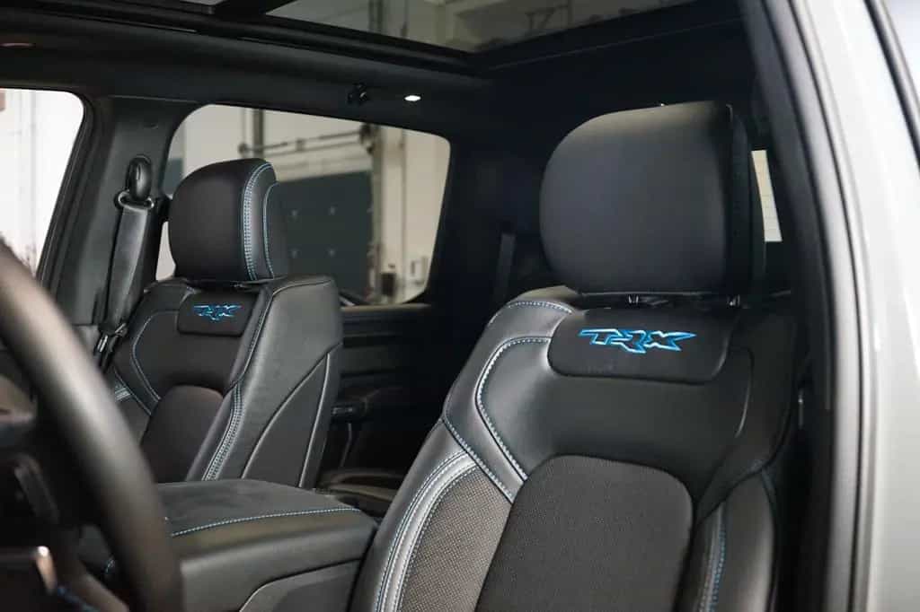 Dodge RAM 11/2023-photo-15