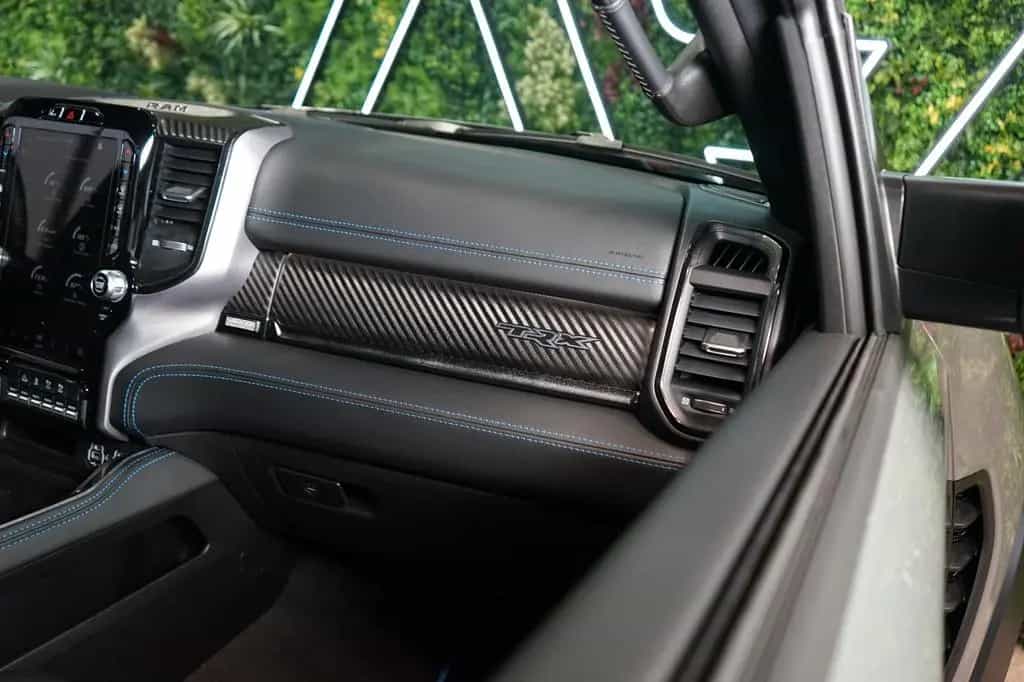Dodge RAM 11/2023-photo-22