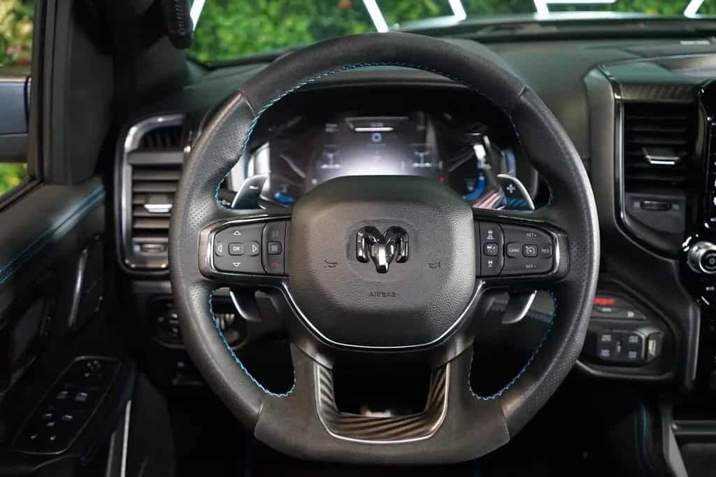Dodge RAM 11/2023-photo-25