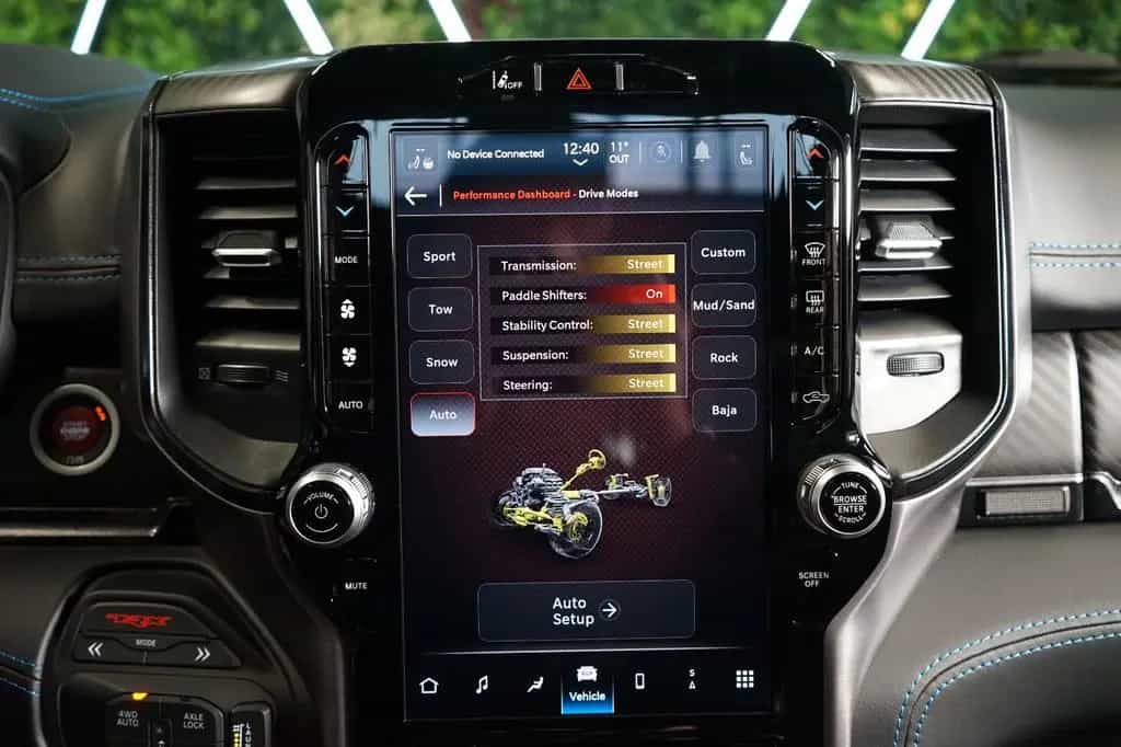 Dodge RAM 11/2023-photo-31