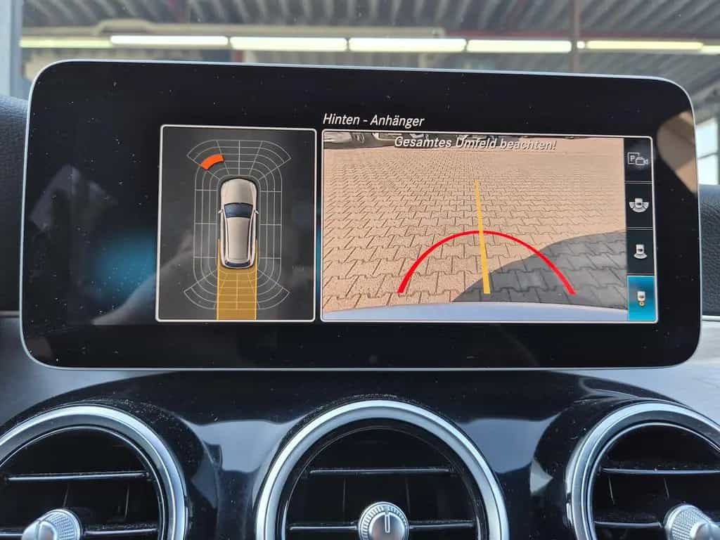 Mercedes-Benz C 200 T AMG Line Rückfahrkamera, AHK, Navigation 11/2018-photo-16