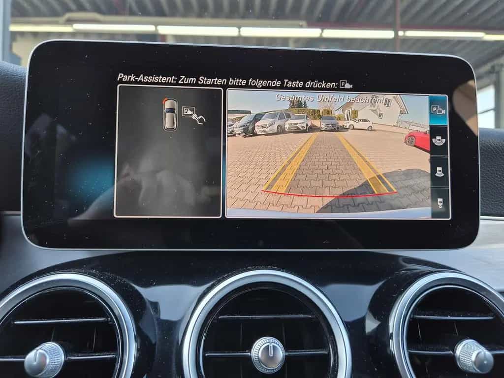 Mercedes-Benz C 200 T AMG Line Rückfahrkamera, AHK, Navigation 11/2018-photo-17