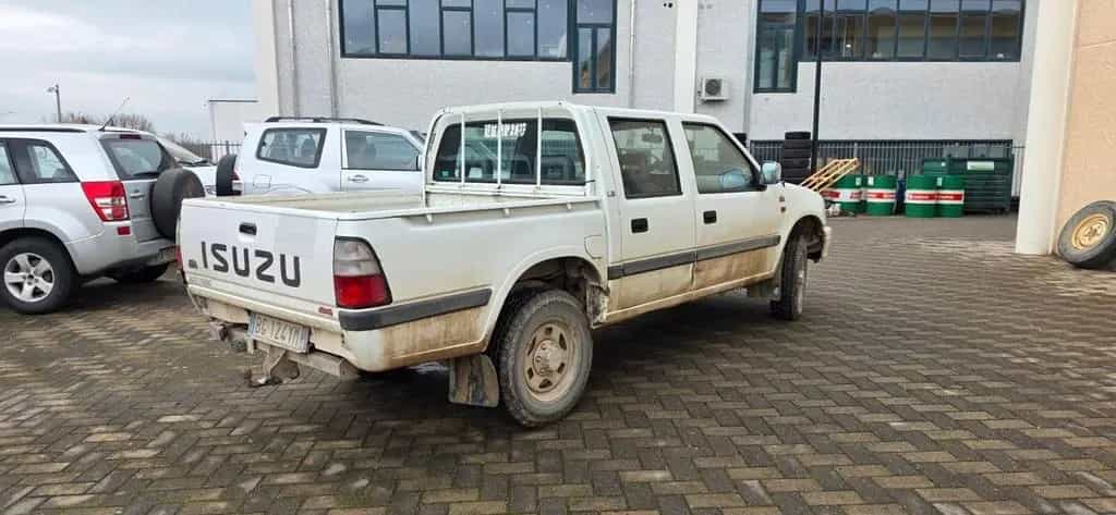 Isuzu Campo /Pick-up 3.1 TD 4p. Crew Cab 03/1999-photo-2