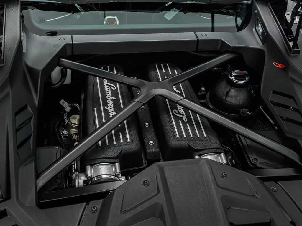 Lamborghini Huracán EVO 10/2020-photo-25
