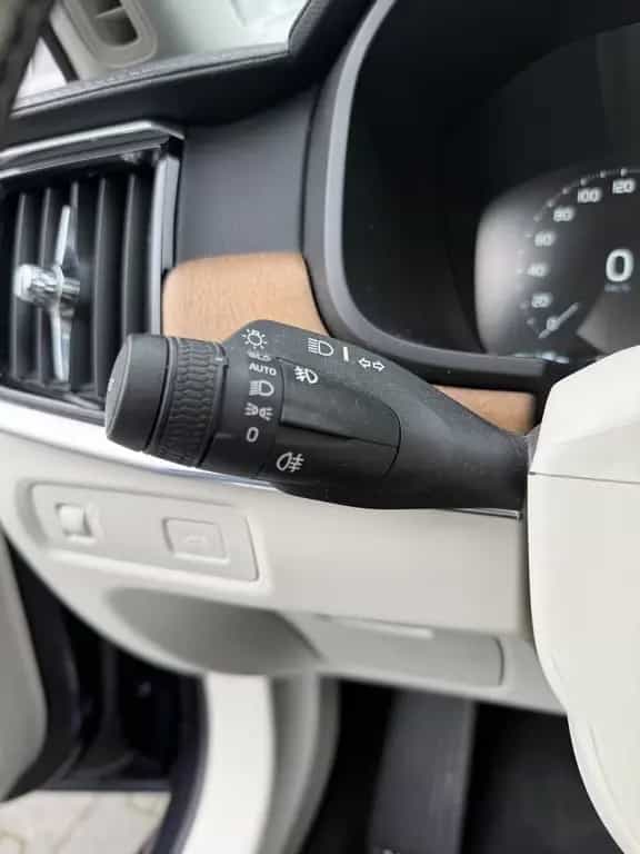 Volvo V90 Pano/ Automatik/ Tempom 06/2019-photo-15