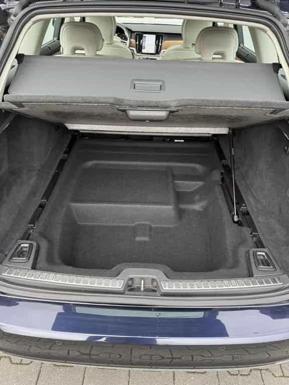 Volvo V90 Pano/ Automatik/ Tempom 06/2019-photo-22