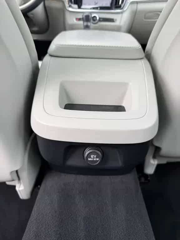 Volvo V90 Pano/ Automatik/ Tempom 06/2019-photo-23