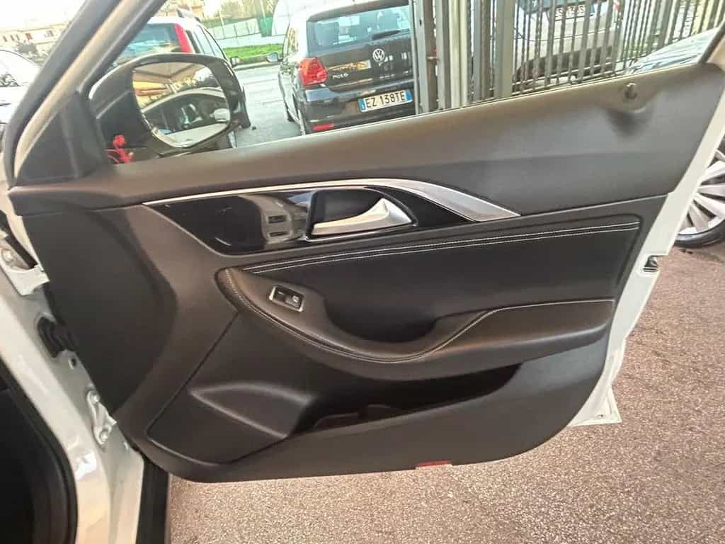 Infiniti QX30 2.2 diesel DCT AWD Premium Tech 11/2017-photo-13