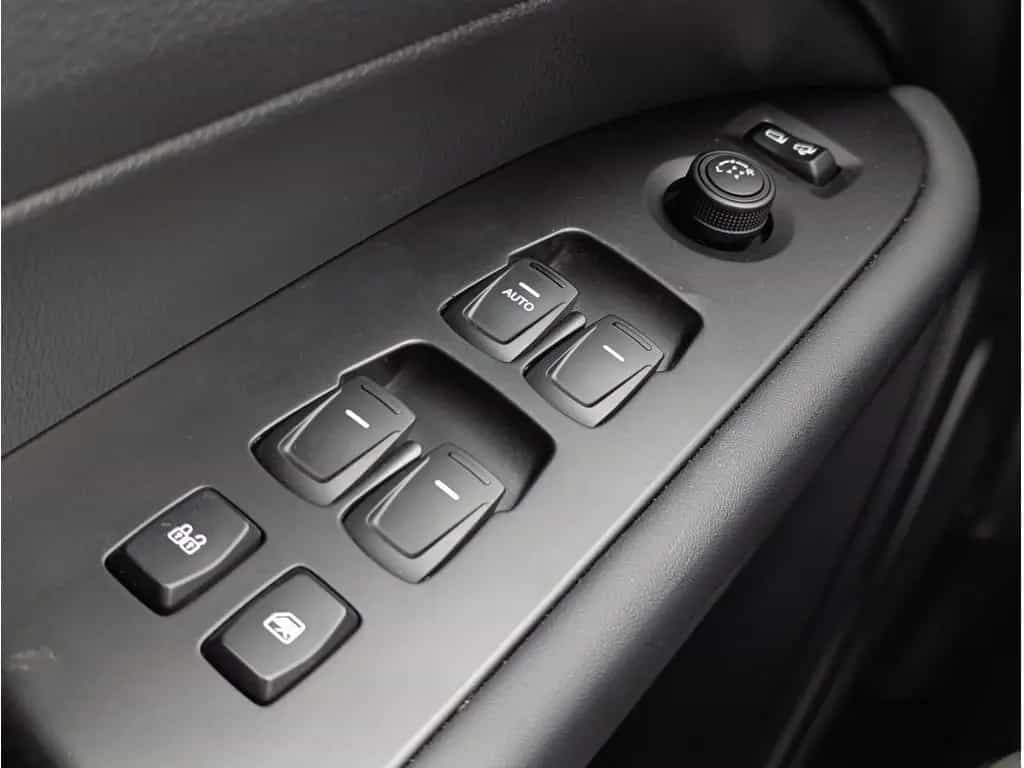KGM Musso Lux 2.2D AWD AT6 Kamera Navi Assistenz-Pak null-photo-17