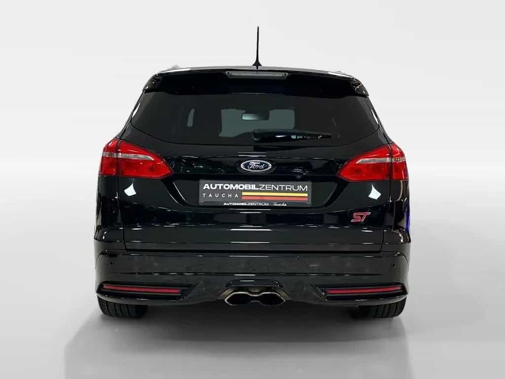 Ford Focus Turnier 2.0 ST +BI-XENON+NAVI+LEDER+2.HAND 08/2017-photo-3
