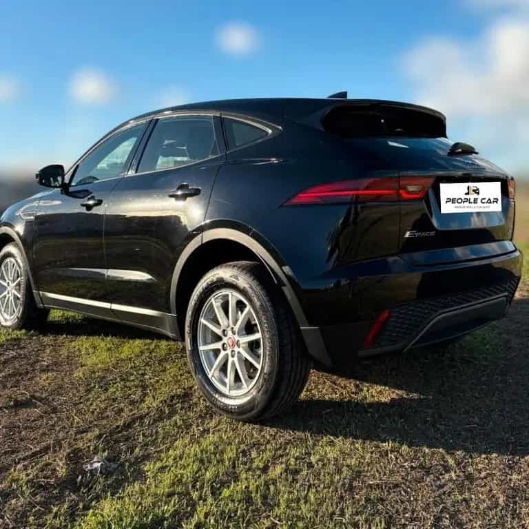 Jaguar E-Pace 2.0D 180 CV AWD aut. R-Dynamic HSE 01/2019-photo-4