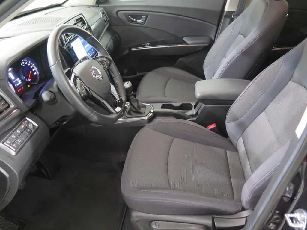 Ssangyong Tivoli 1.5 T-GDi Quartz 4WD, Klima, Sitzheizung 02/2023-photo-5
