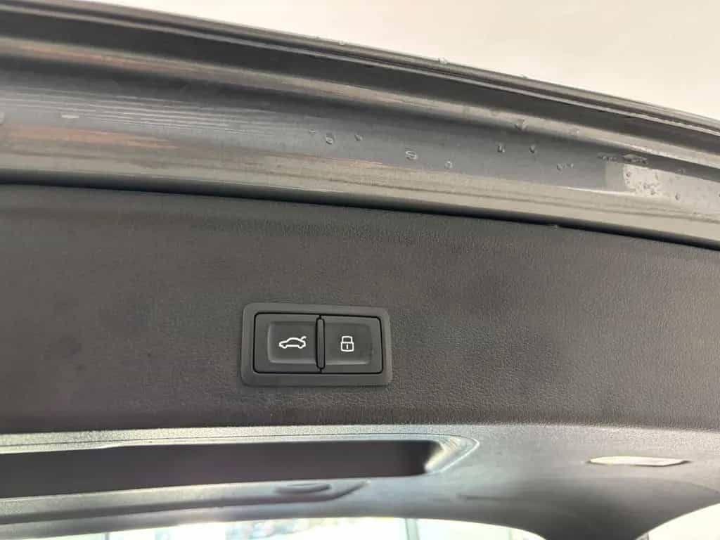 Audi A4 Avant 3.0TDI S-line/Navi/Massage/Kamera 10/2017-photo-28