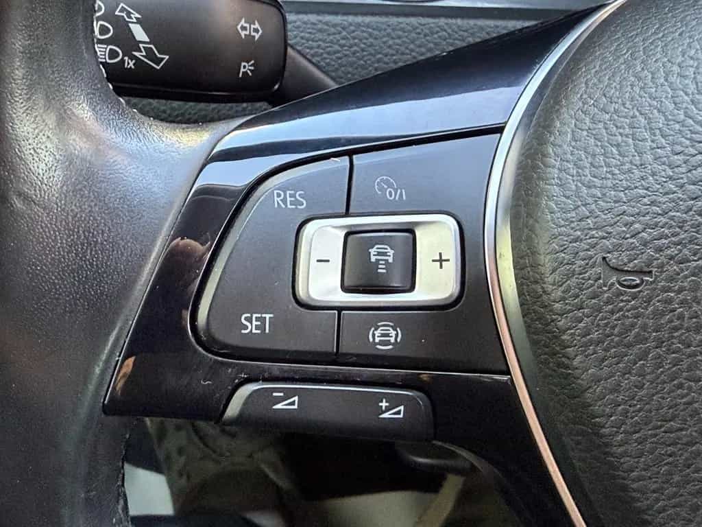 Volkswagen Golf VII Comfortline BlueMotion 08/2019-photo-17