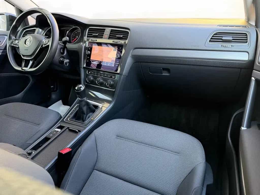 Volkswagen Golf VII Comfortline BlueMotion 08/2019-photo-9