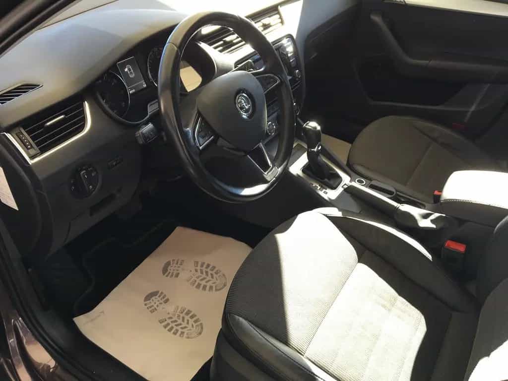 Skoda Octavia 1.2 TSI Lim-Fließheck/Autom/Navi/AHK/DAB 05/2014-photo-10
