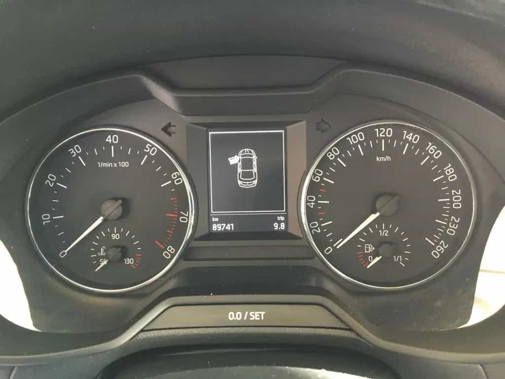Skoda Octavia 1.2 TSI Lim-Fließheck/Autom/Navi/AHK/DAB 05/2014-photo-13