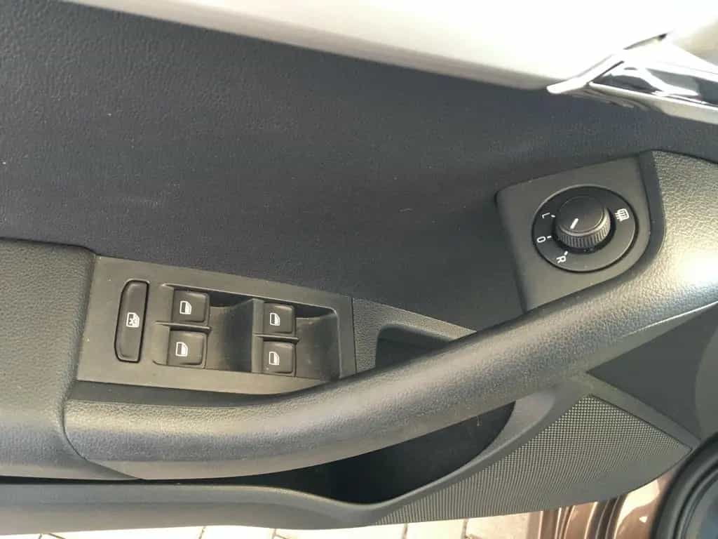 Skoda Octavia 1.2 TSI Lim-Fließheck/Autom/Navi/AHK/DAB 05/2014-photo-24