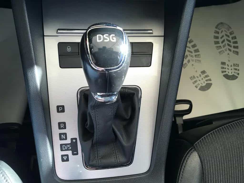 Skoda Octavia 1.2 TSI Lim-Fließheck/Autom/Navi/AHK/DAB 05/2014-photo-25