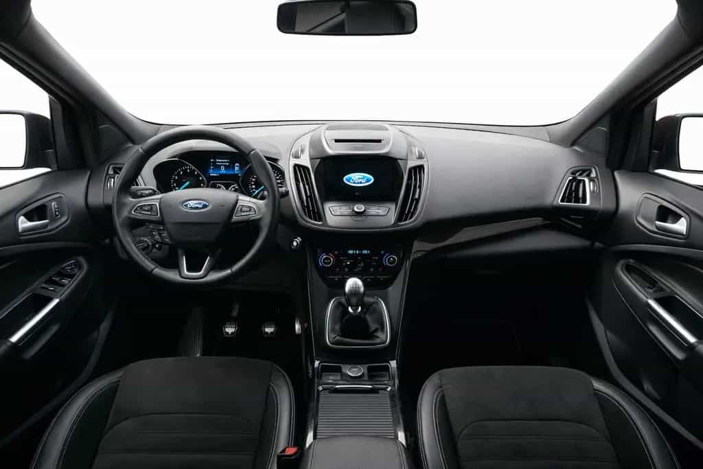 Ford Kuga ST-Line BI-XENON, NAVI, SITZHEIZUNG, 2x PDC 02/2017-photo-7