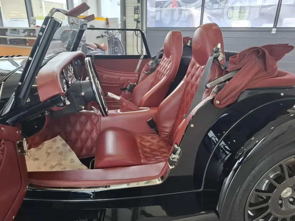 Morgan Plus 8 SPORT BLACK 4.8 V8 BMW 367HP, 1 HAND 09/2017-photo-6
