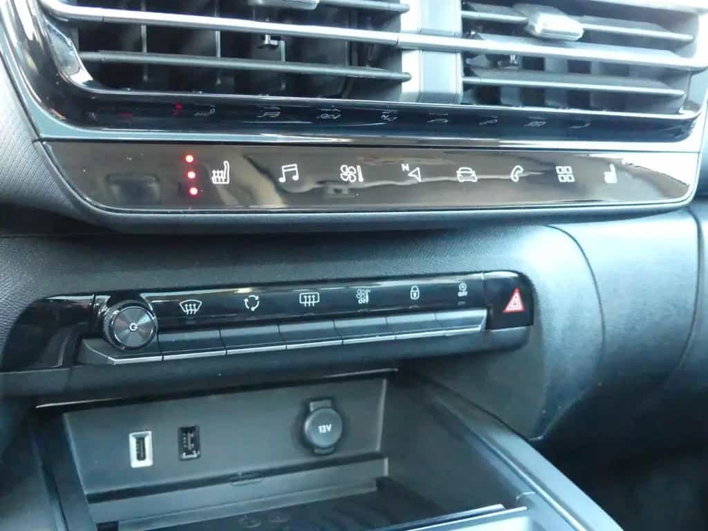 Citroën C5 Aircross PureTech 130 S&S EAT8 Shine Pack 02/2023-photo-16
