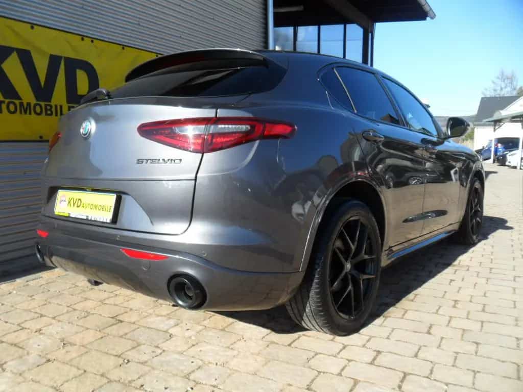 Alfa Romeo Stelvio Veloce Q4 1 HD. 02/2022-photo-3