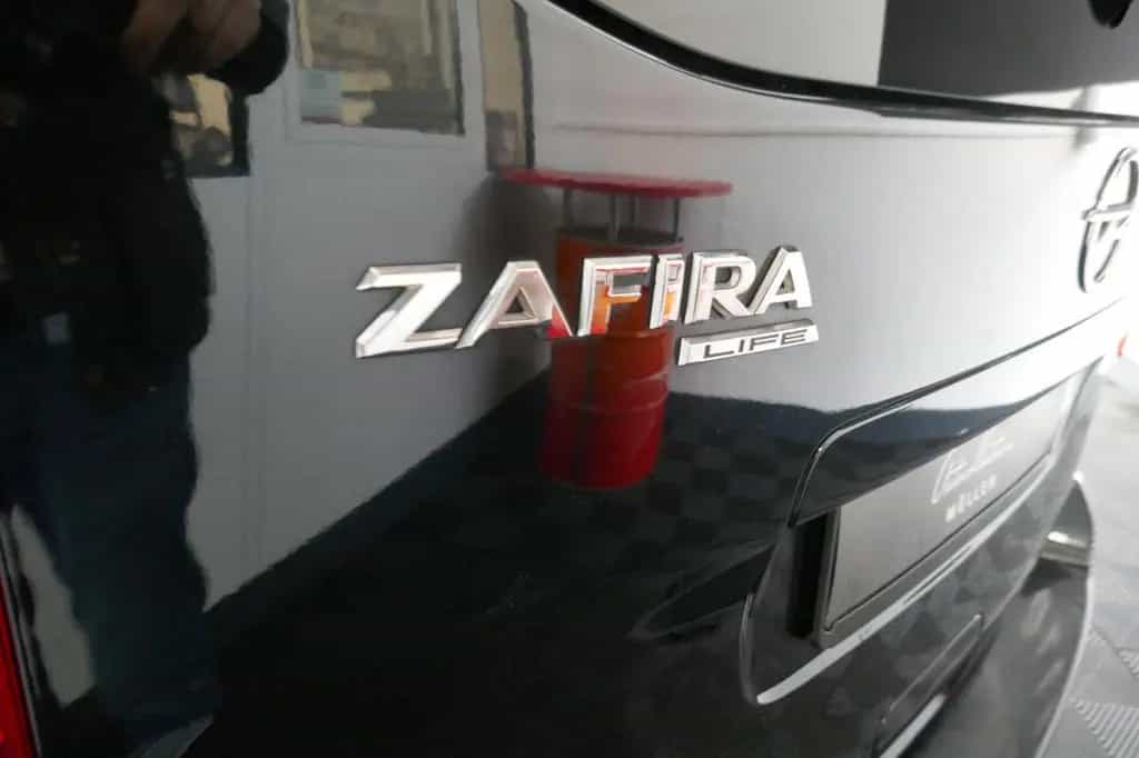 Opel Zafira Life Tourer M *LEDER*NAV*AHK*7Sitzer* 03/2020-photo-3