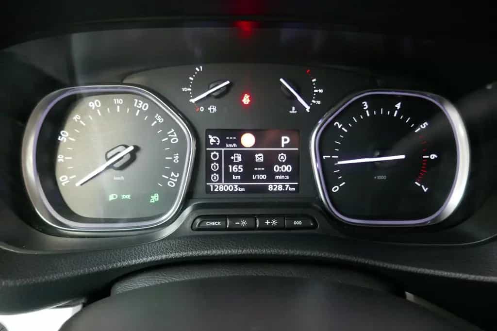 Opel Zafira Life Tourer M *LEDER*NAV*AHK*7Sitzer* 03/2020-photo-34