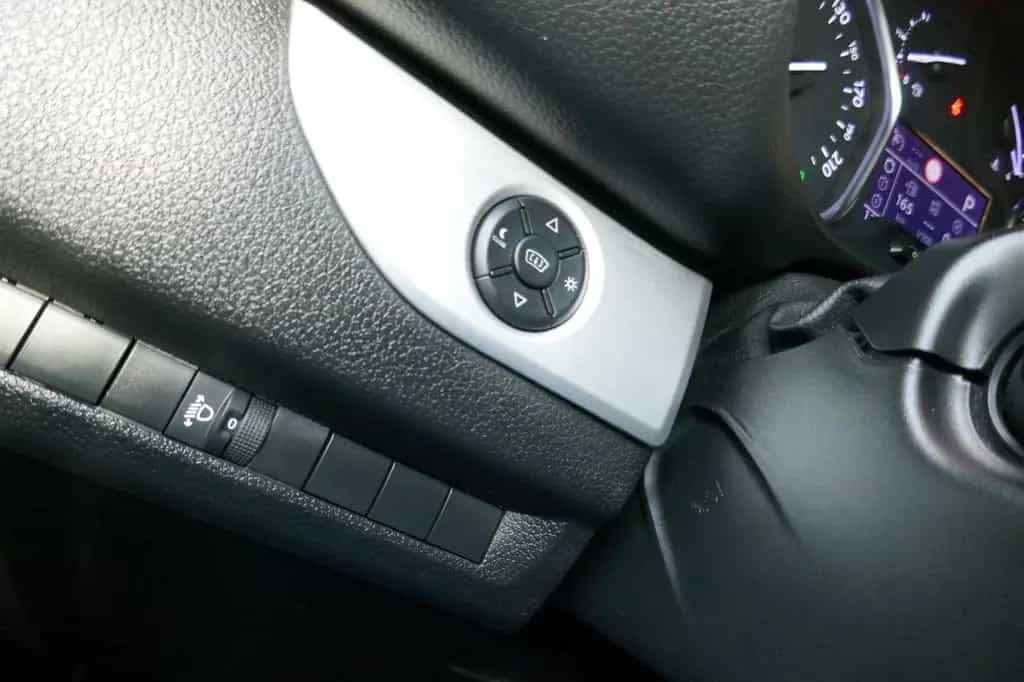 Opel Zafira Life Tourer M *LEDER*NAV*AHK*7Sitzer* 03/2020-photo-36