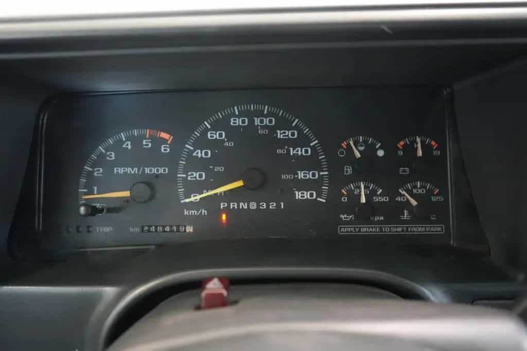 Chevrolet Tahoe 5.7 V8 Sport Utility Vehicle K1500 12/1997-photo-18