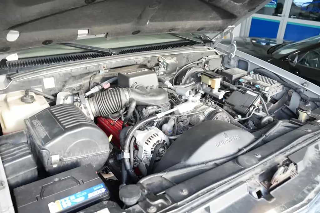 Chevrolet Tahoe 5.7 V8 Sport Utility Vehicle K1500 12/1997-photo-27