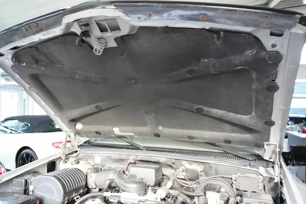 Chevrolet Tahoe 5.7 V8 Sport Utility Vehicle K1500 12/1997-photo-28
