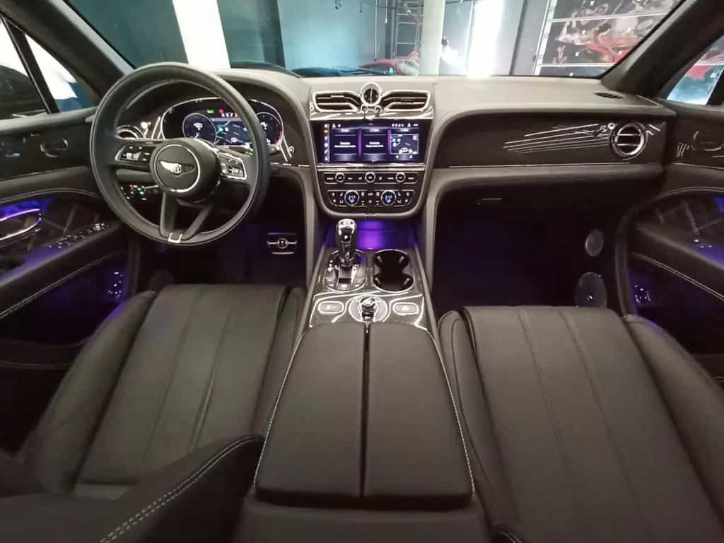 Bentley Bentayga 4.0 V8 4WD Autom. First Edition 04/2021-photo-10