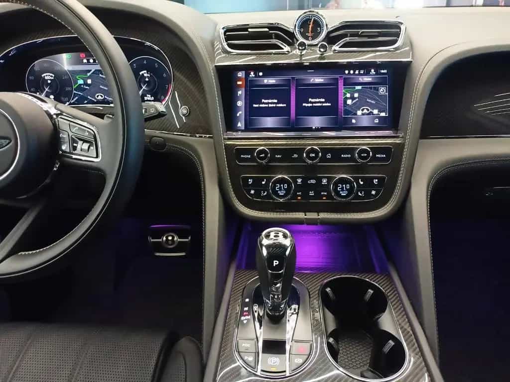 Bentley Bentayga 4.0 V8 4WD Autom. First Edition 04/2021-photo-7
