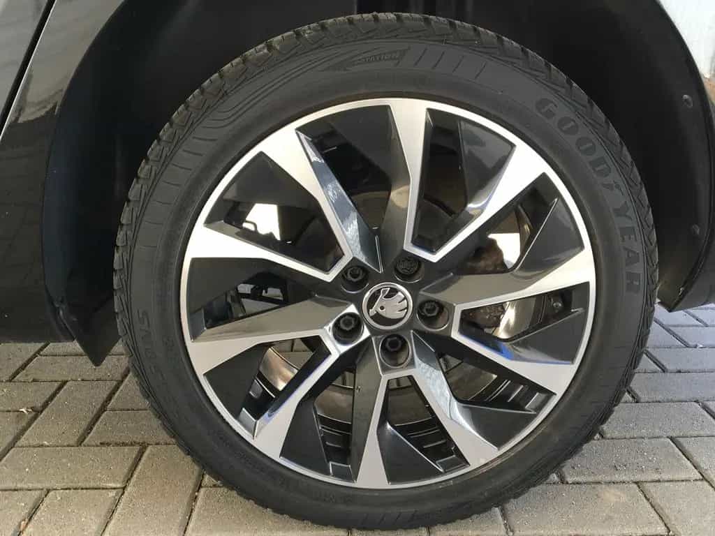 Skoda Fabia 1.0TSICombi Drive 125Best Of/ACC/Apple-CAR 07/2020-photo-29