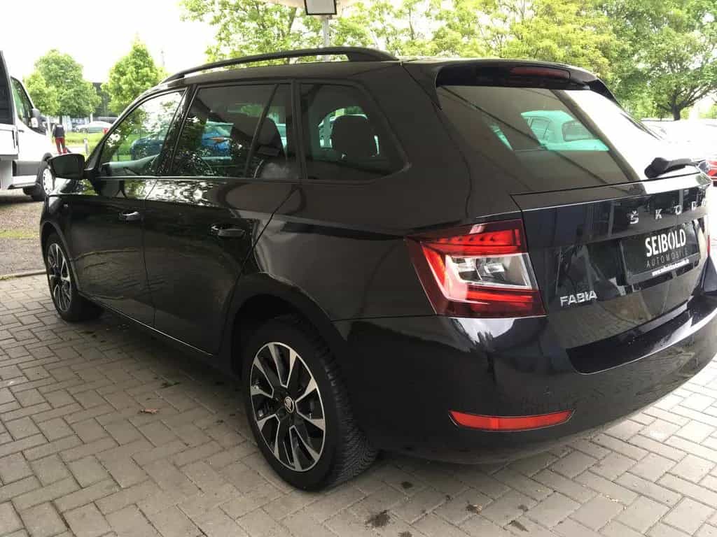 Skoda Fabia 1.0TSICombi Drive 125Best Of/ACC/Apple-CAR 07/2020-photo-4