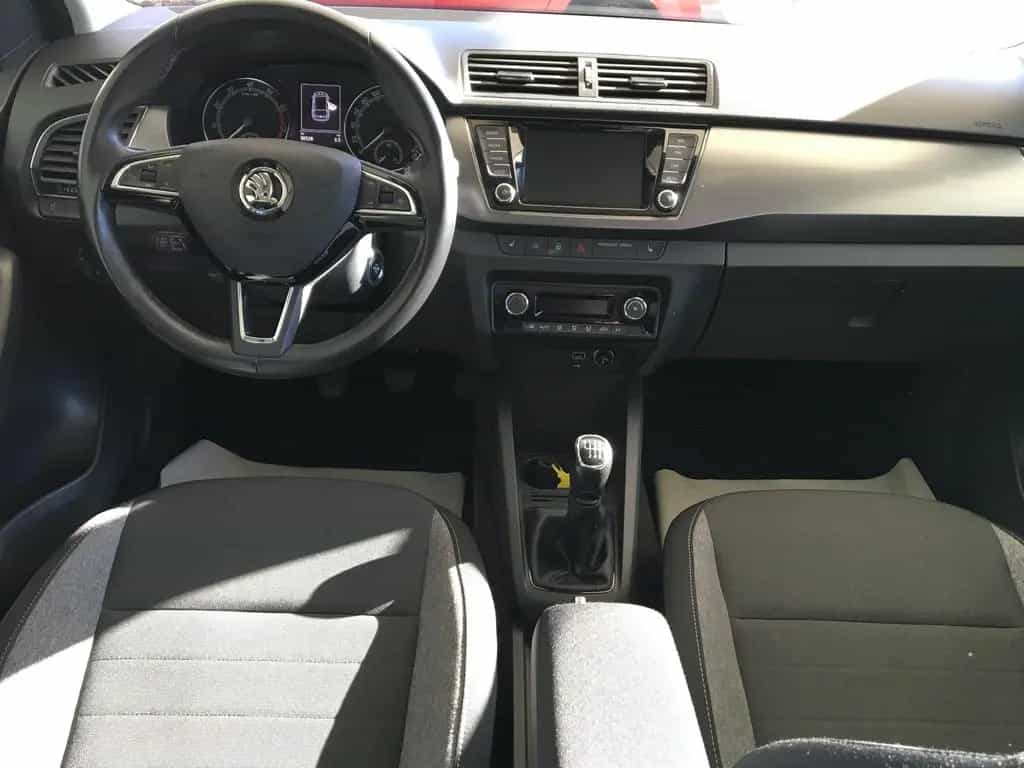 Skoda Fabia 1.0TSICombi Drive 125Best Of/ACC/Apple-CAR 07/2020-photo-9