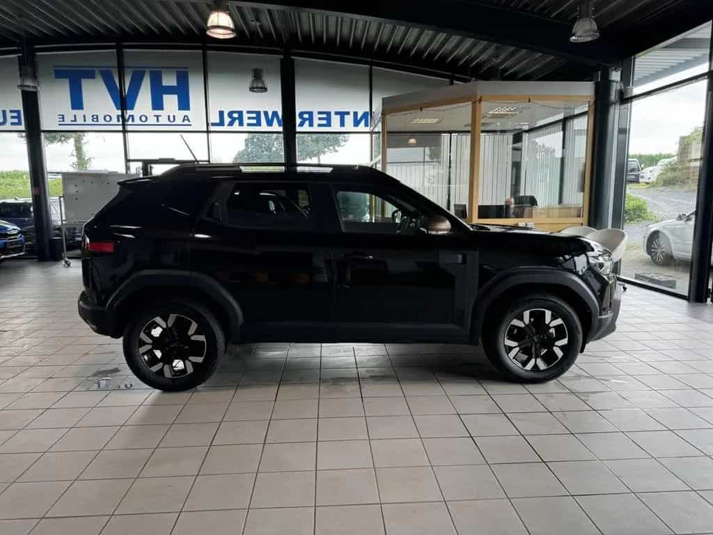 Dacia Duster NEW Hybrid 140 4x2 Extreme AHK 07/2024-photo-6