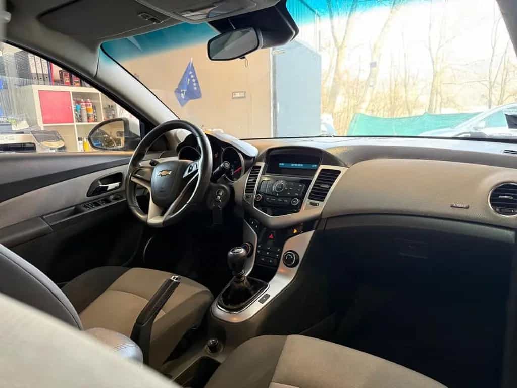Chevrolet Cruze 1.6 BENZINA (neopatentati) 02/2010-photo-11