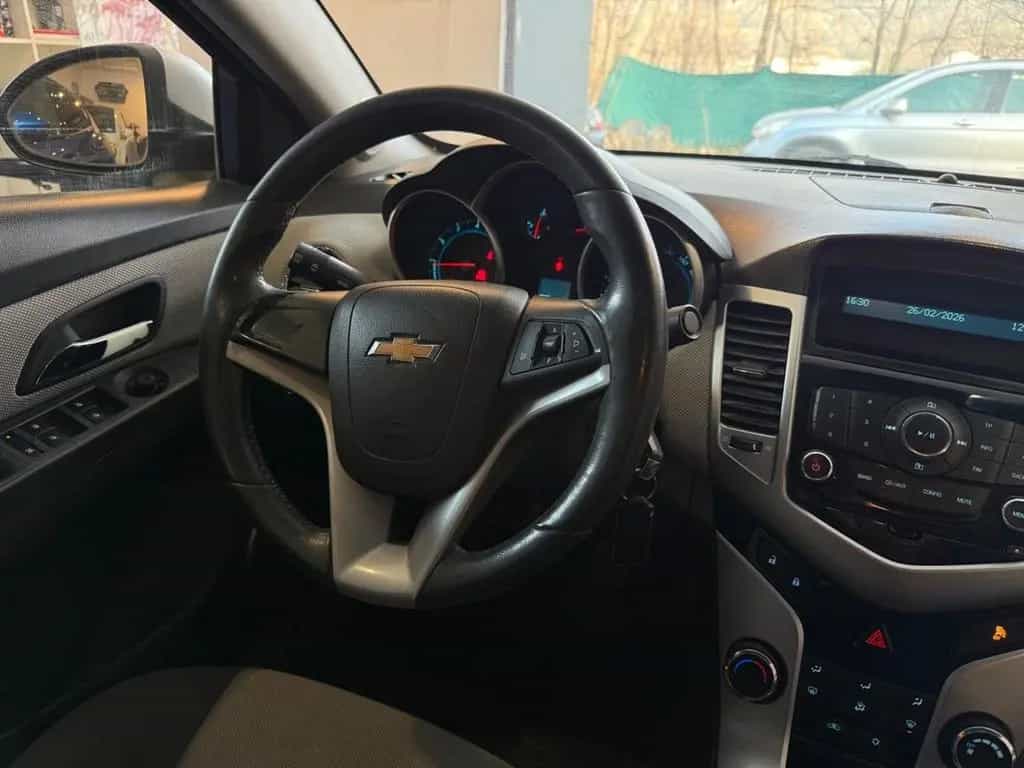 Chevrolet Cruze 1.6 BENZINA (neopatentati) 02/2010-photo-9