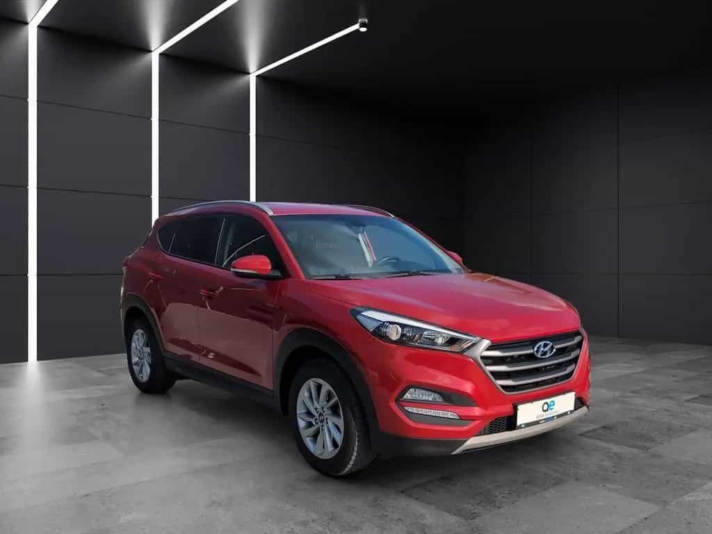 Hyundai TUCSON Trend 2WD *abn.AHK*Automatik*Navi*Kam* 05/2018-photo-1