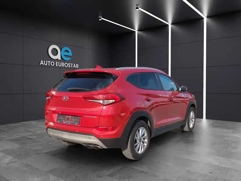 Hyundai TUCSON Trend 2WD *abn.AHK*Automatik*Navi*Kam* 05/2018-photo-4