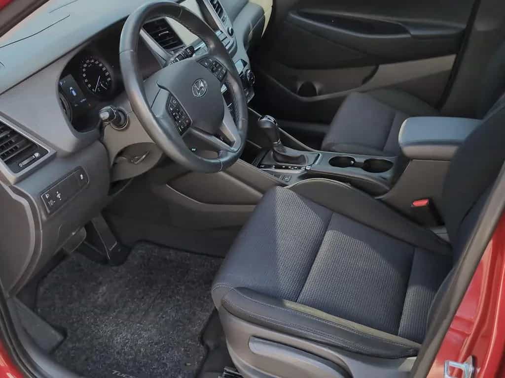 Hyundai TUCSON Trend 2WD *abn.AHK*Automatik*Navi*Kam* 05/2018-photo-6