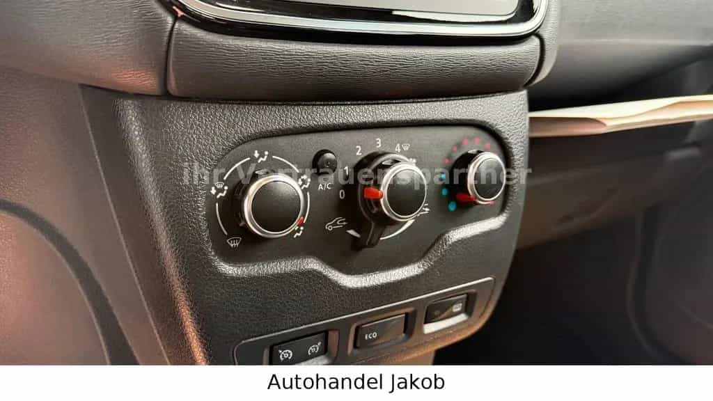 Dacia Lodgy 7-Sitzer | TÜV neu | 24 Monate Garantie | 10/2018-photo-26