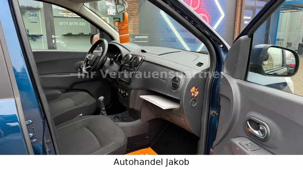 Dacia Lodgy 7-Sitzer | TÜV neu | 24 Monate Garantie | 10/2018-photo-27
