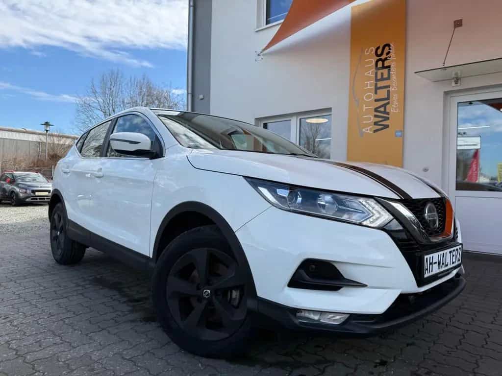 Nissan Qashqai Shiro=Automatik-AHk-Kamera-Navi-SHZ= 01/2021-photo-0